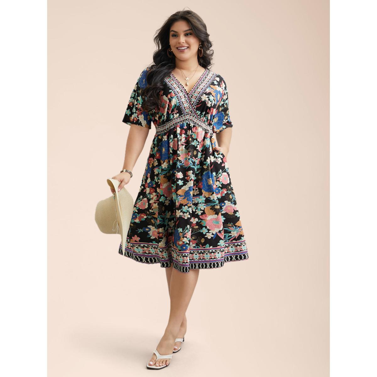 Plus Size Boho Print Shirred V-Neck Flared Midi Dress Black Women Boho Shirred V-neck Elbow-length sleeve Curvy BloomChic 28/5X Product Image