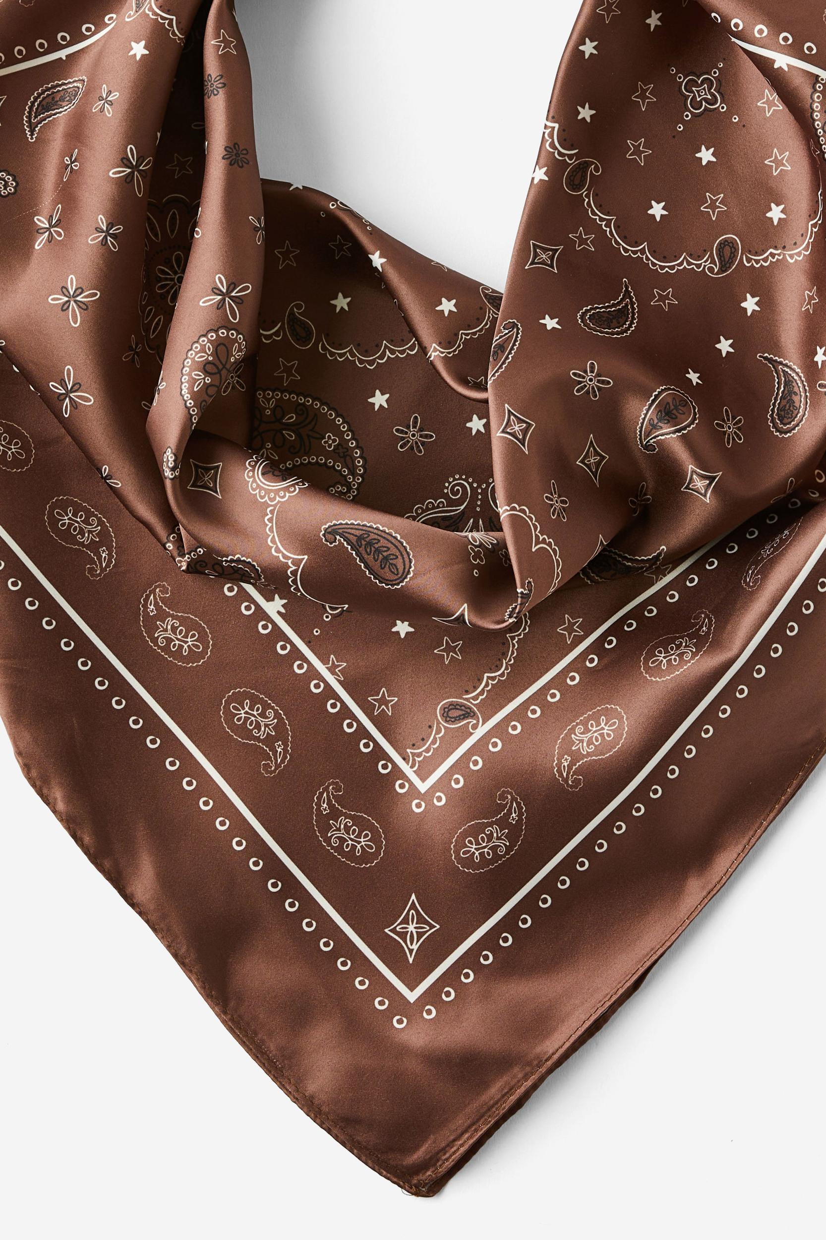 Knot Your Everyday Scarf Product Image