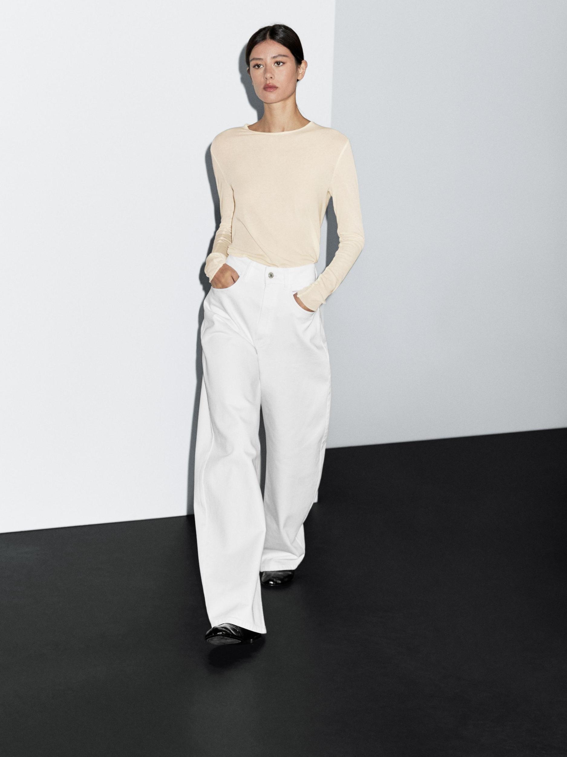 Lightweight long sleeve T-shirt Product Image