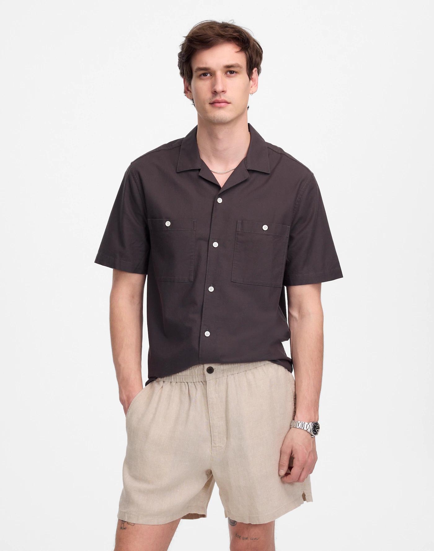 Everywear Short in Linen Product Image