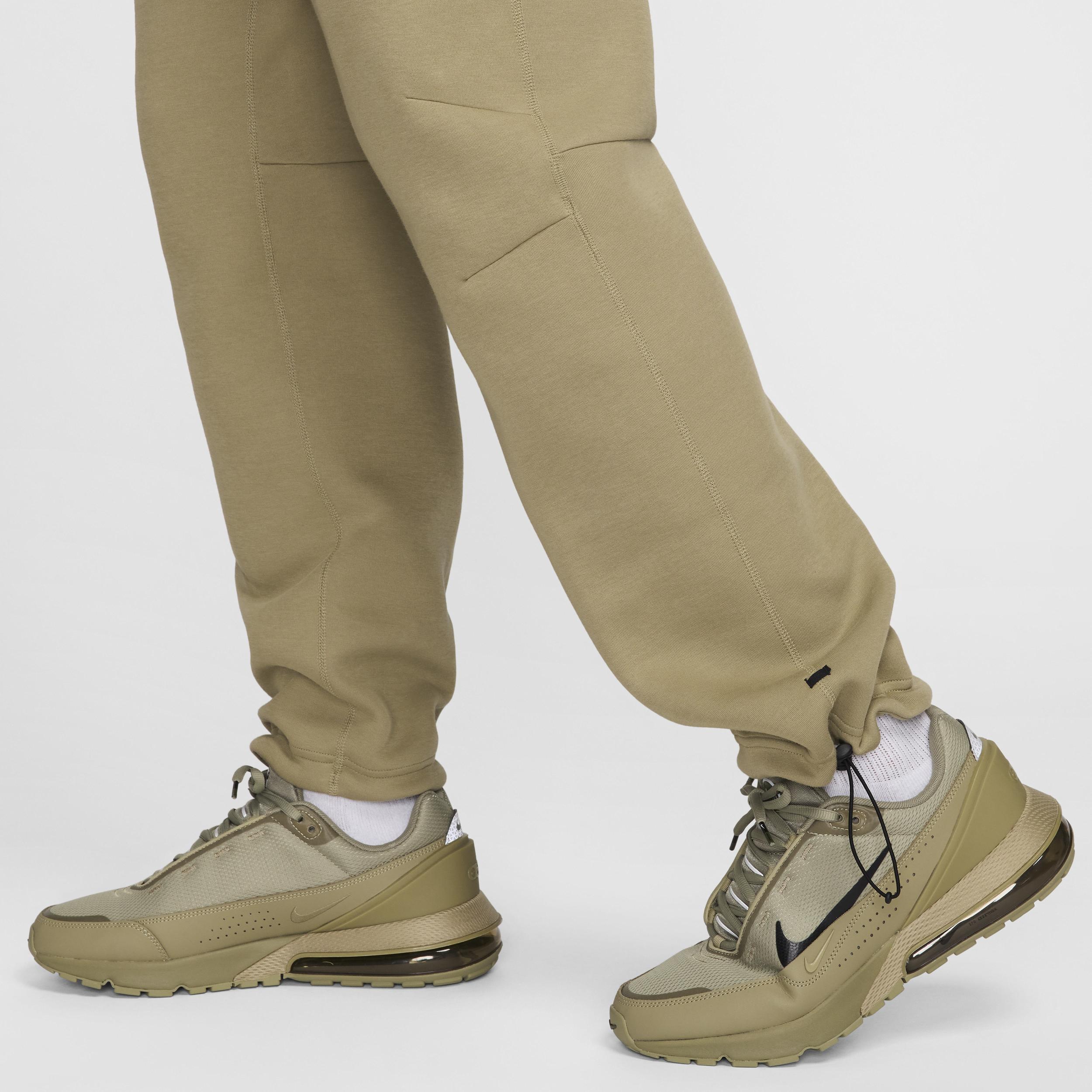 Nike Tech Men's Fleece Open-Hem Pants Product Image