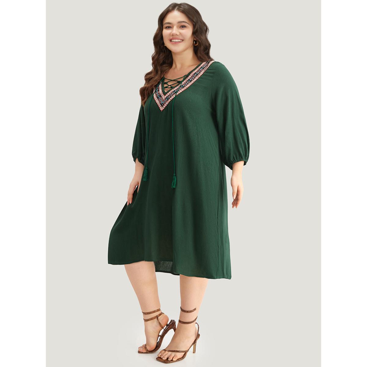 Plus Size Contrast Webbing Lace Up High Low Hem Dress DarkGreen Women Vacation Elastic cuffs Tie Neck Elbow-length sleeve Curvy Knee Dress BloomChic 18-20/2X Product Image