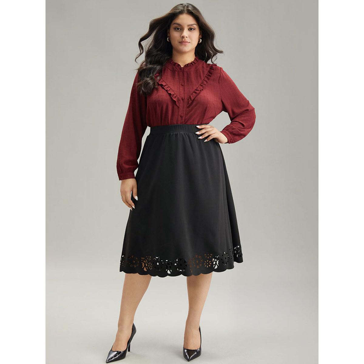 Plus Size Plain Elastic Waist Pocket Laser Cut Skirt Women Black Elegant Plain Low stretch Pocket Dailywear Skirts BloomChic 30/6X Product Image