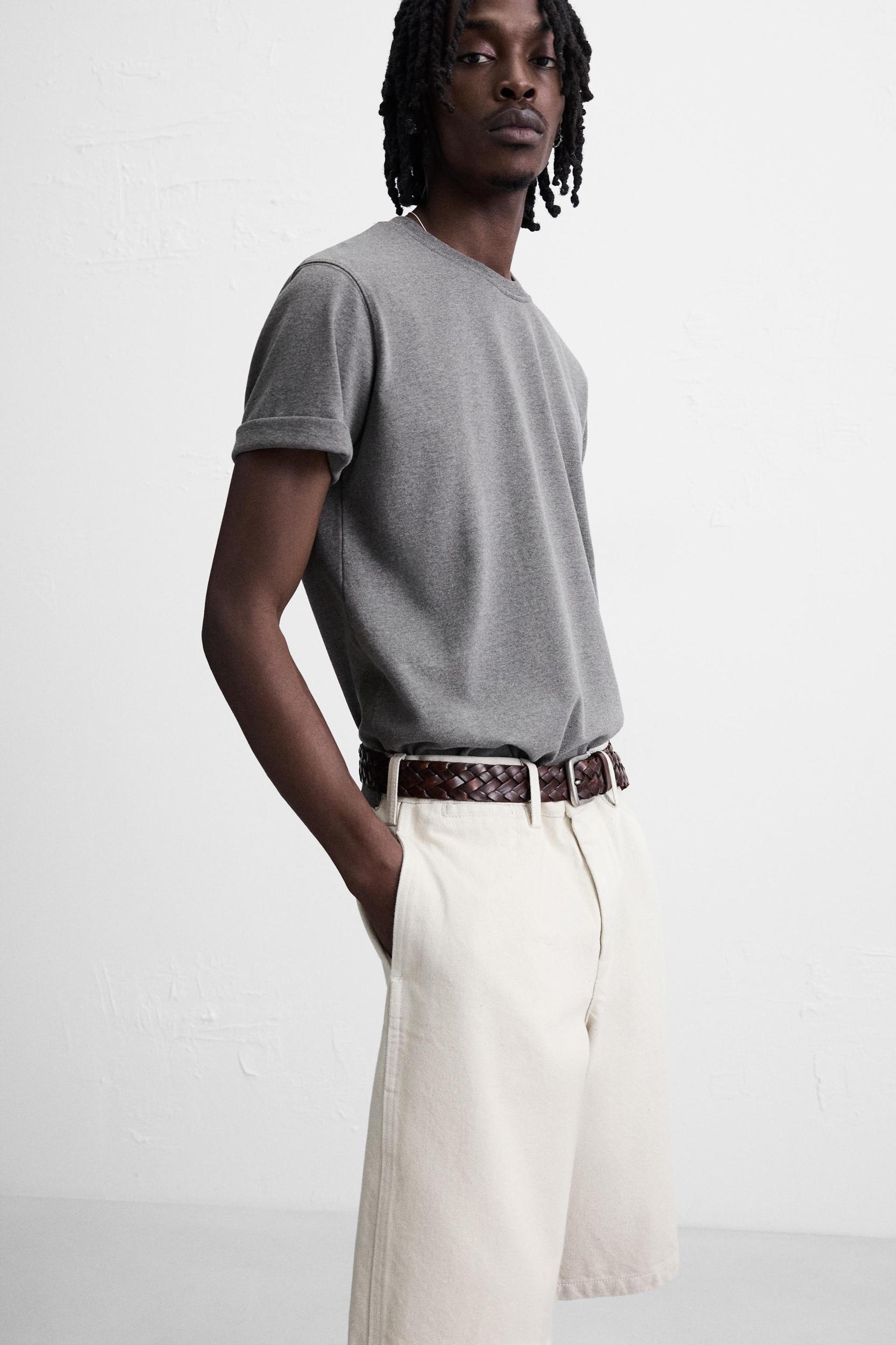 BAGGY FIT BERMUDA SHORTS Product Image