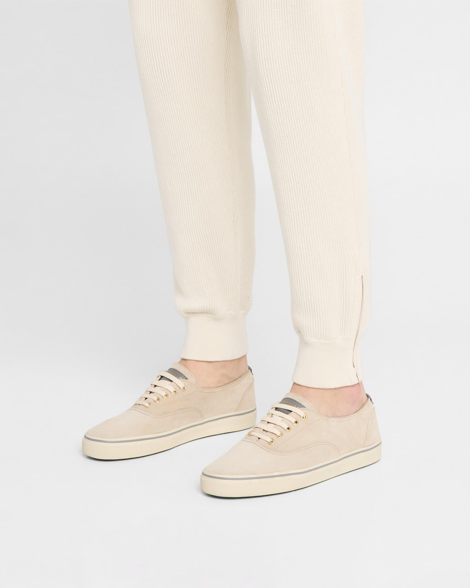 Men's Low-Top Canvas Sneakers  Product Image