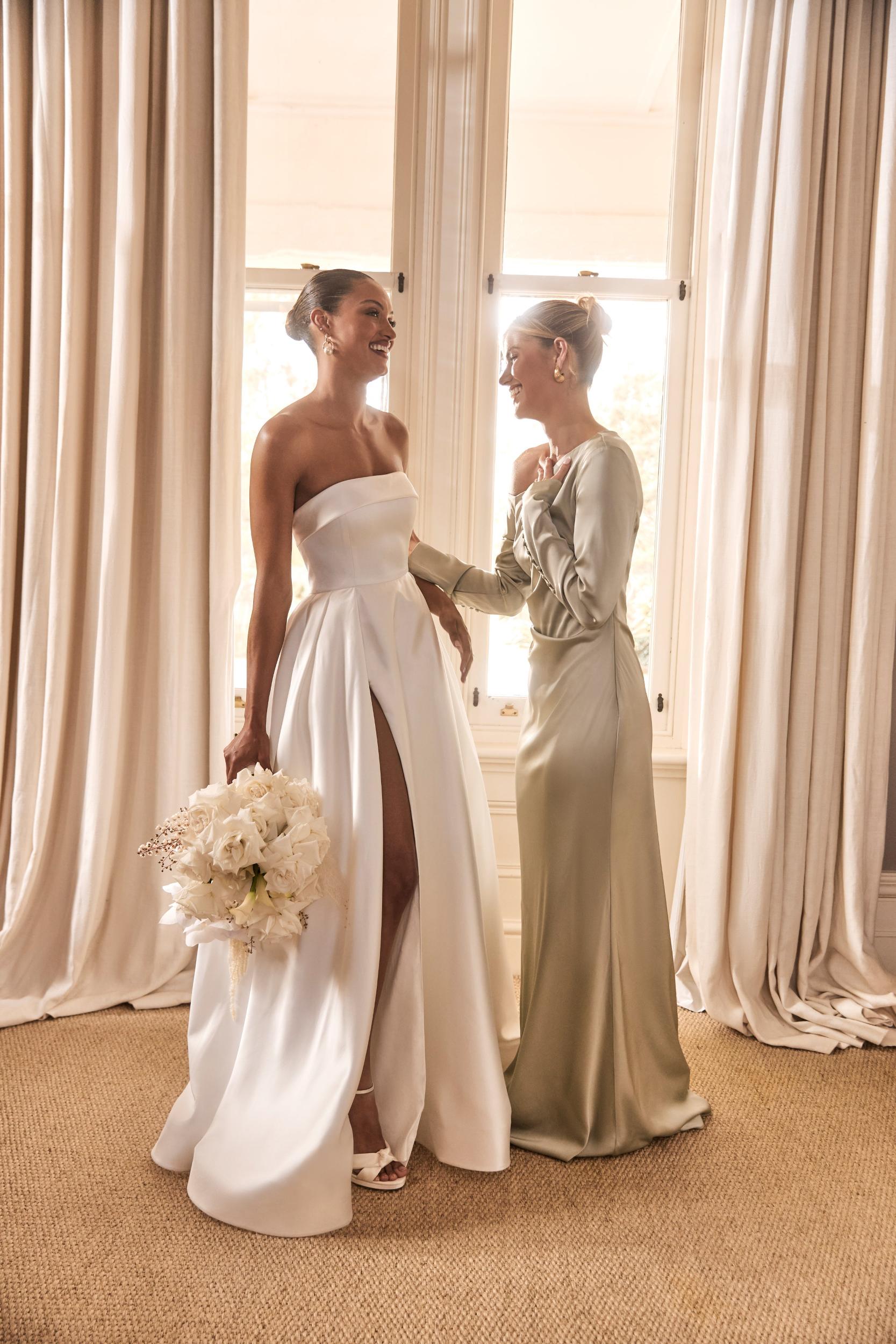 Avery Long Sleeve Maxi Dress - Sage Product Image