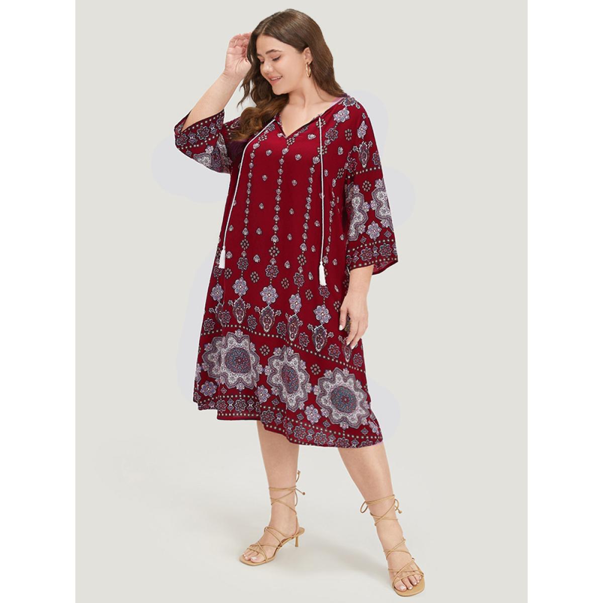 Plus Size Bandana Print Ties Pocket Tassels Detail Dress Scarlet Women Vacation Tassels V-neck Elbow-length sleeve Curvy Midi Dress BloomChic 28/5X Product Image