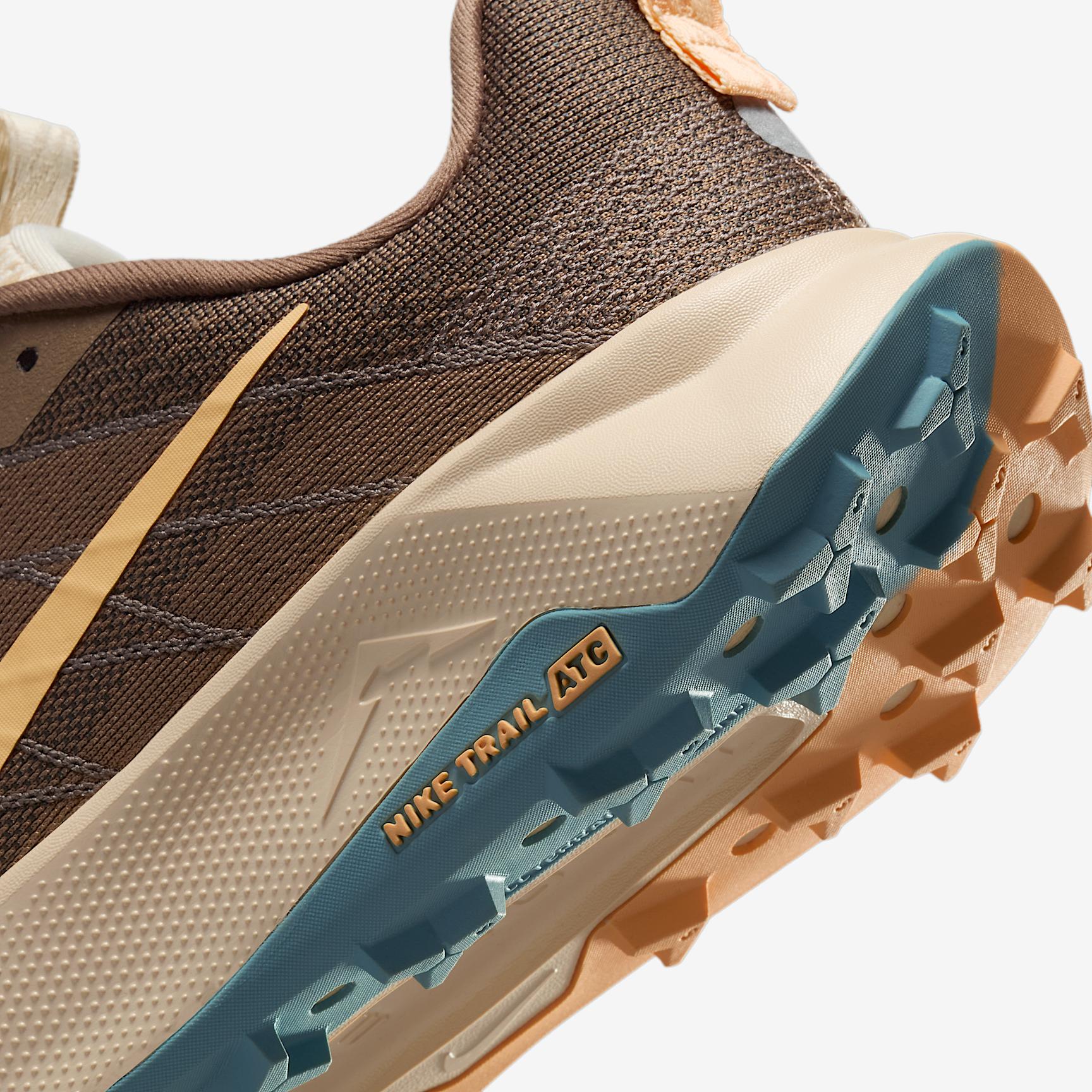 Nike Womens Wildhorse 10 Trail Running Shoes | FV2337-201 Product Image