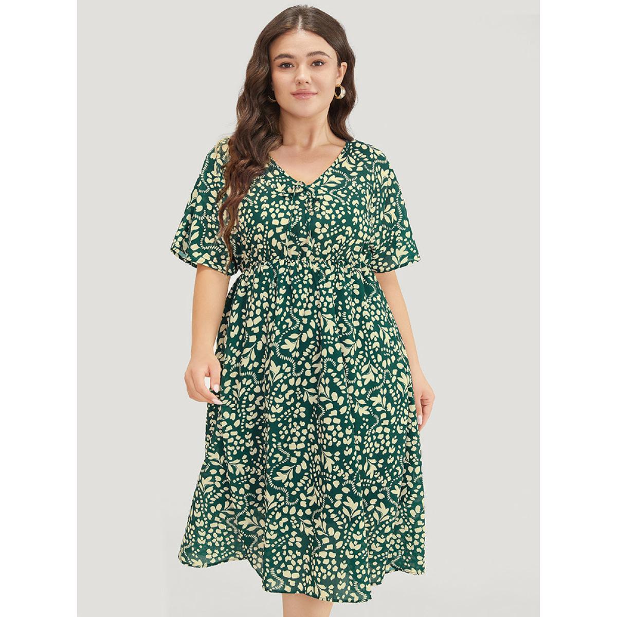 Plus Size Plant & Geometric Batwing Sleeve Pocket Flutter Knot Neck Dress DarkGreen Women Elegant Knotted V-neck Short sleeve Curvy Midi Dress BloomChic 28/5X Product Image
