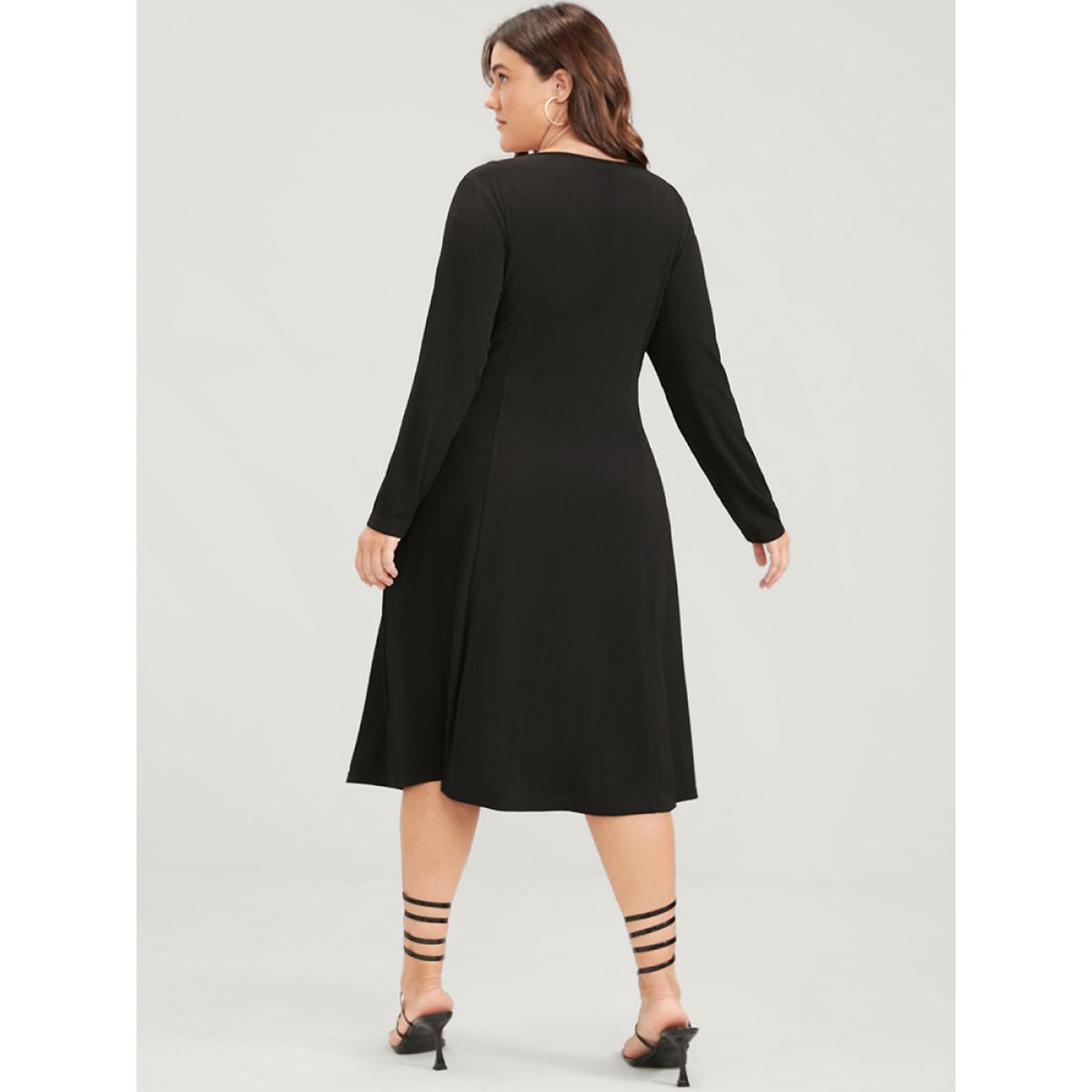 Plus Size Plain V Neck Pocket Zip Up Midi Dress Black Women Office Zipper V-neck Long Sleeve Curvy Midi Dress BloomChic 12/L Product Image
