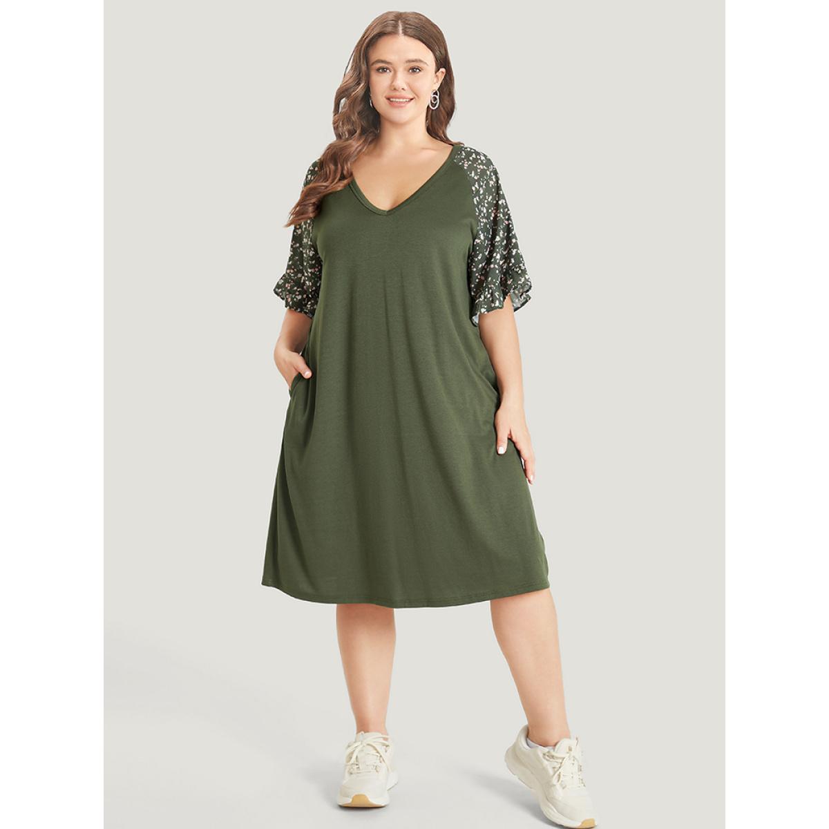 Plus Size Ditsy Floral Ruffle Trim Raglan Sleeve Pocket Dress ArmyGreen Women Casual Contrast V-neck Half Sleeve Curvy Knee Dress BloomChic 12/L Product Image