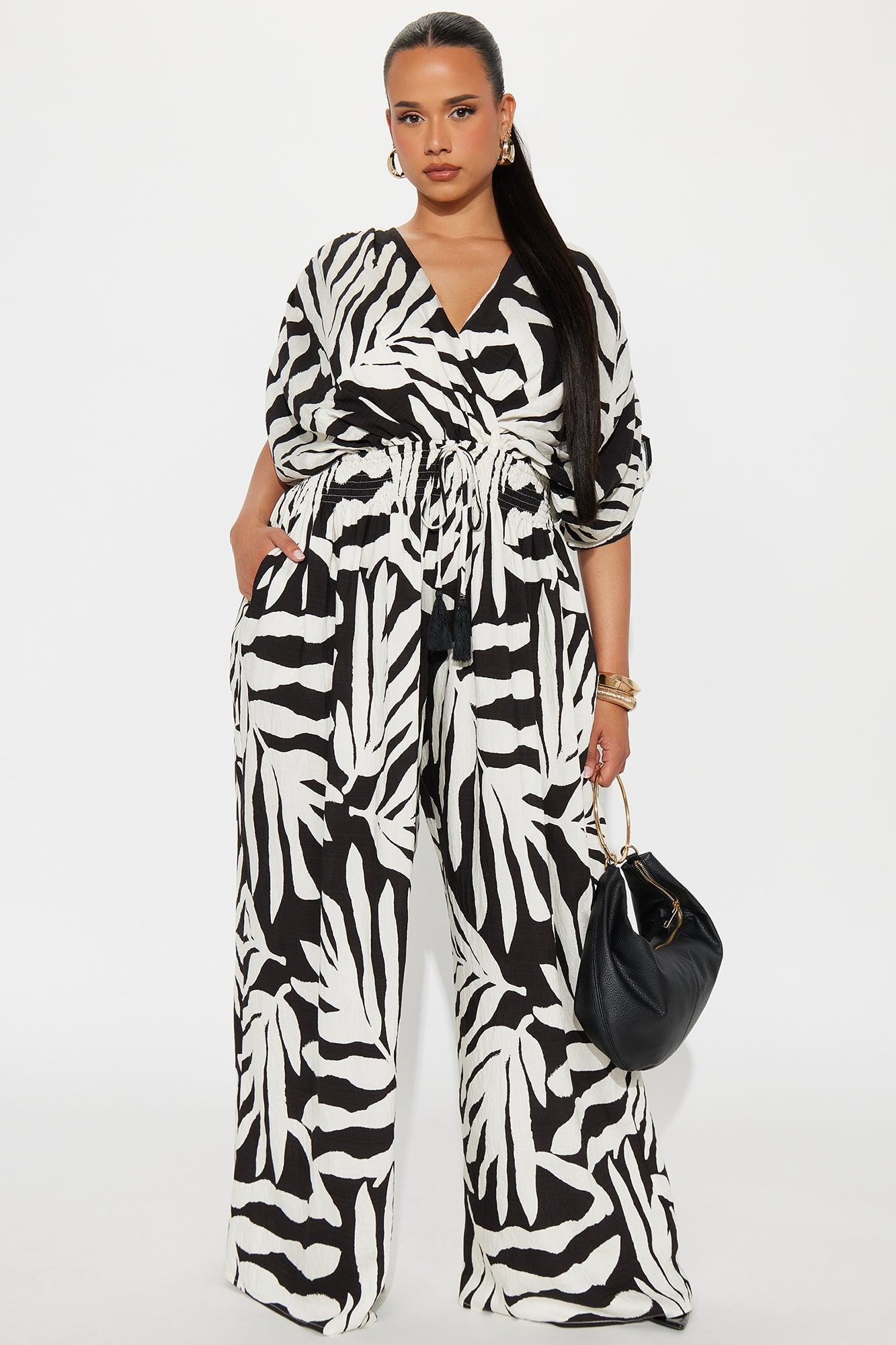 Secret Island Linen Jumpsuit - Black/combo Product Image