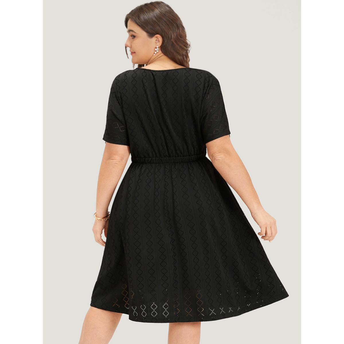 Plus Size Plain Geo Eyelet Batwing Sleeve Elastic Waist Dress Black Women Casual Texture Round Neck Short sleeve Curvy Midi Dress BloomChic 28/5X Product Image