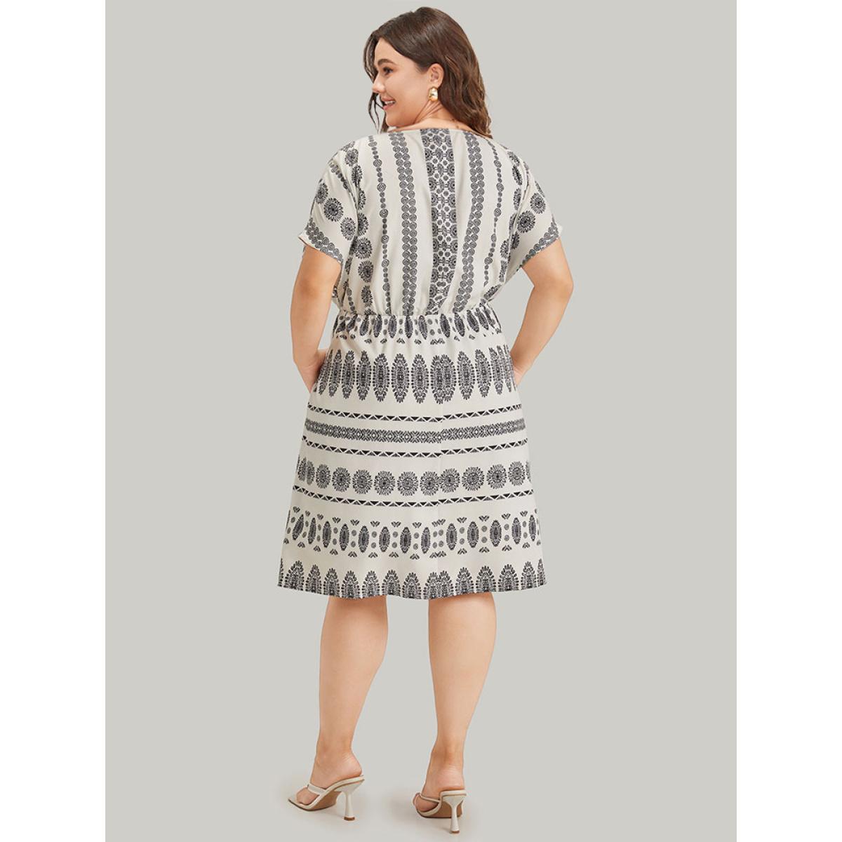 Plus Size Boho Print V Neck Dolman Sleeve Drawstring Dress White Women Vacation Elastic Waist V-neck Short sleeve Curvy Knee Dress BloomChic 28/5X Product Image