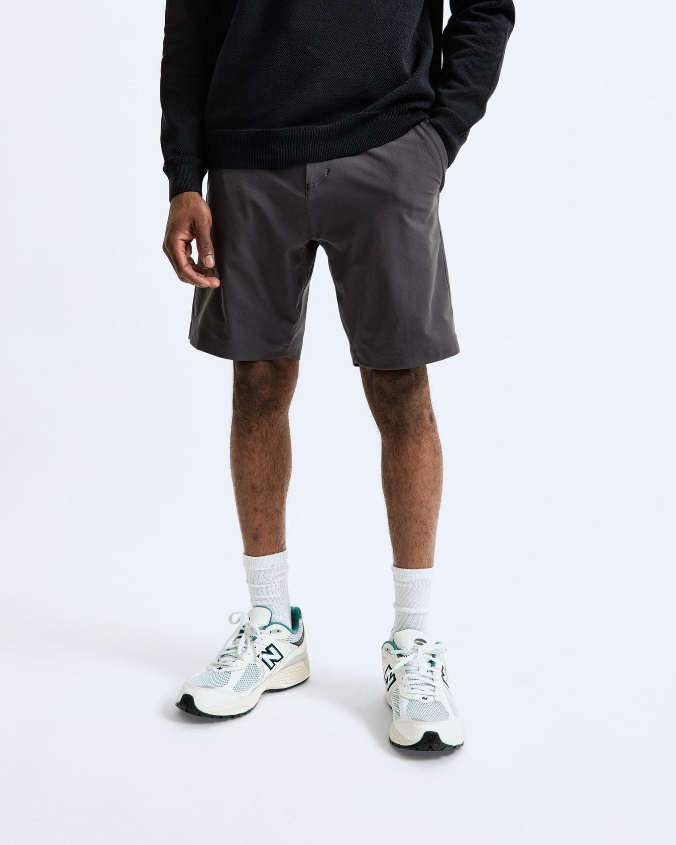 Reigning Champ Men's STRETCH WARP KNIT STANDARD COACH'S SHORT Product Image