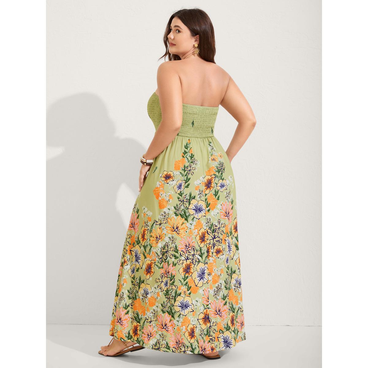 Plus Size Shirred Off-Sleeve Floral Print Maxi Dress Greenbean Women Resort Strapless Sleeveless Curvy BloomChic 30/6X Product Image