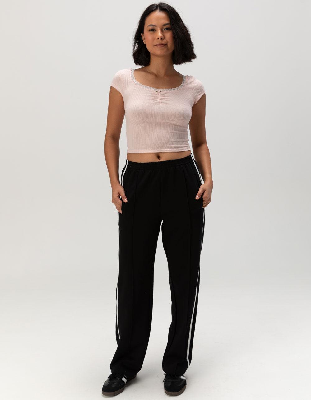FULL TILT Texture Lace Trim Womens Crop Top - PINK Product Image