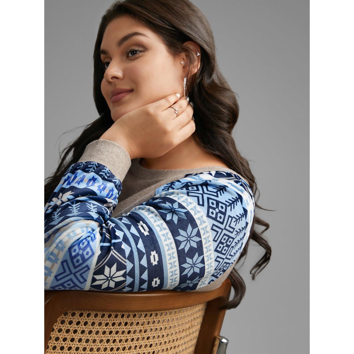 Plus Size Geometric Patchwork Contrast Raglan Sleeve Sweatshirt Women Champagne Casual Contrast Loose Round Neck Everyday Sweatshirts BloomChic 12/L Product Image