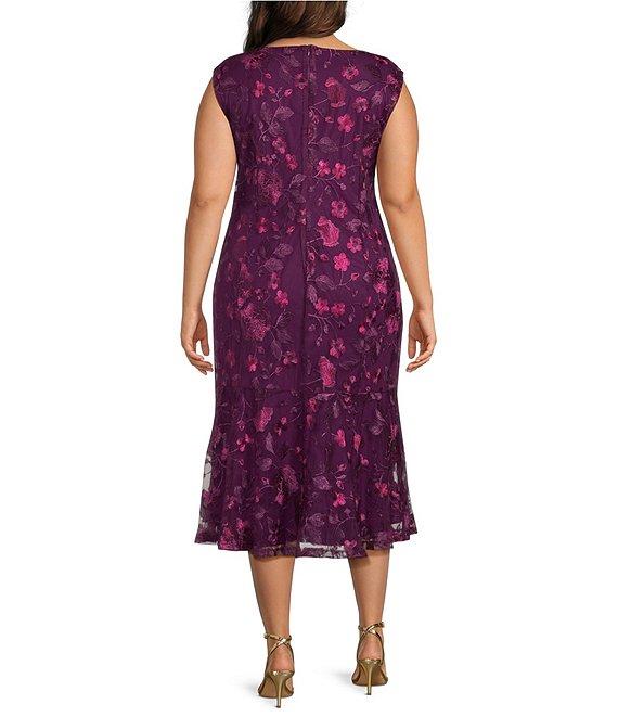 Marina Plus Size Embroidered Tulle Flower Lace Sleeveless Midi Dress Product Image