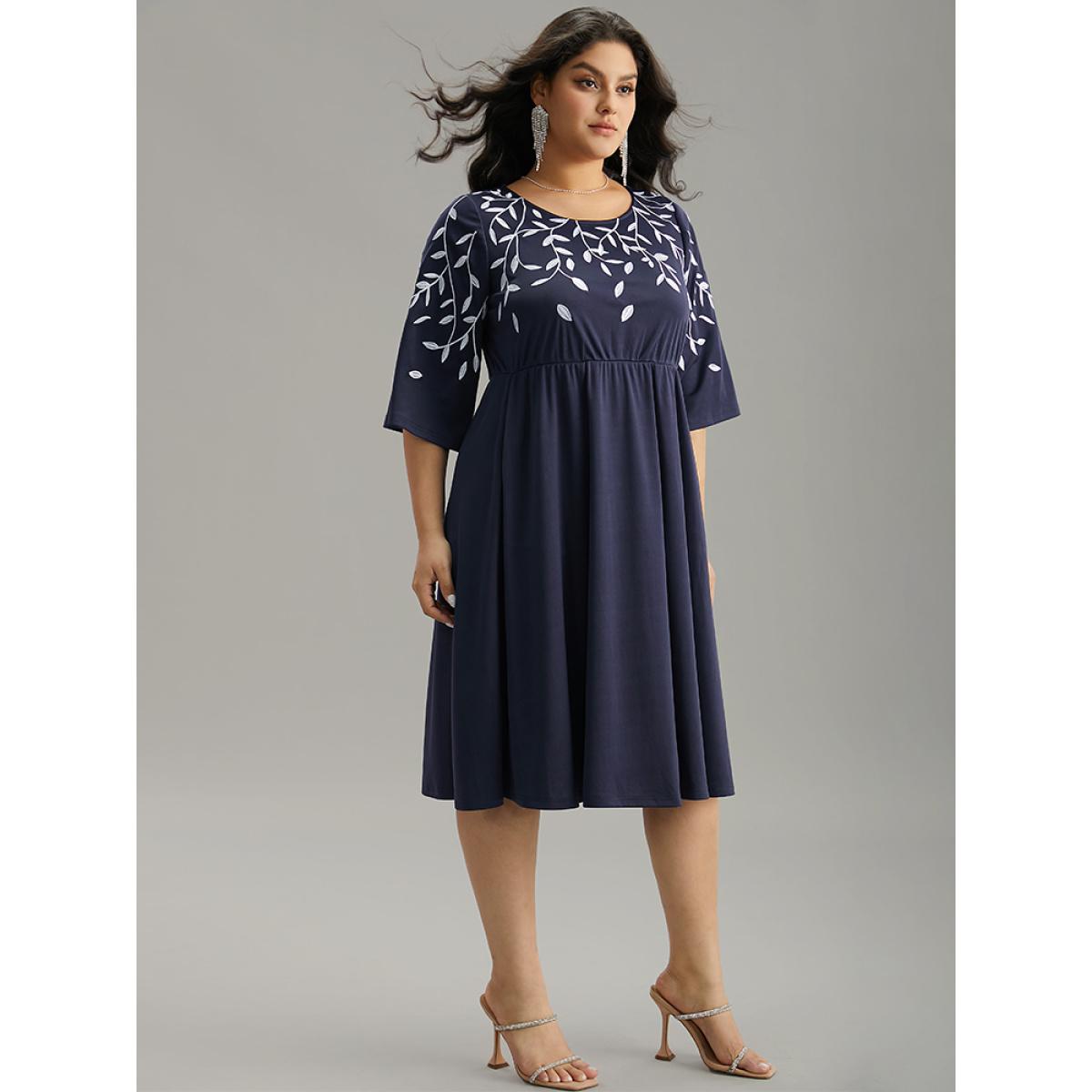 Plus Size Silhouette Floral Print Embroidered Elastic Waist Dress DarkBlue Women Glamour Gathered Round Neck Elbow-length sleeve Curvy Midi Dress BloomChic 18-20/2X Product Image