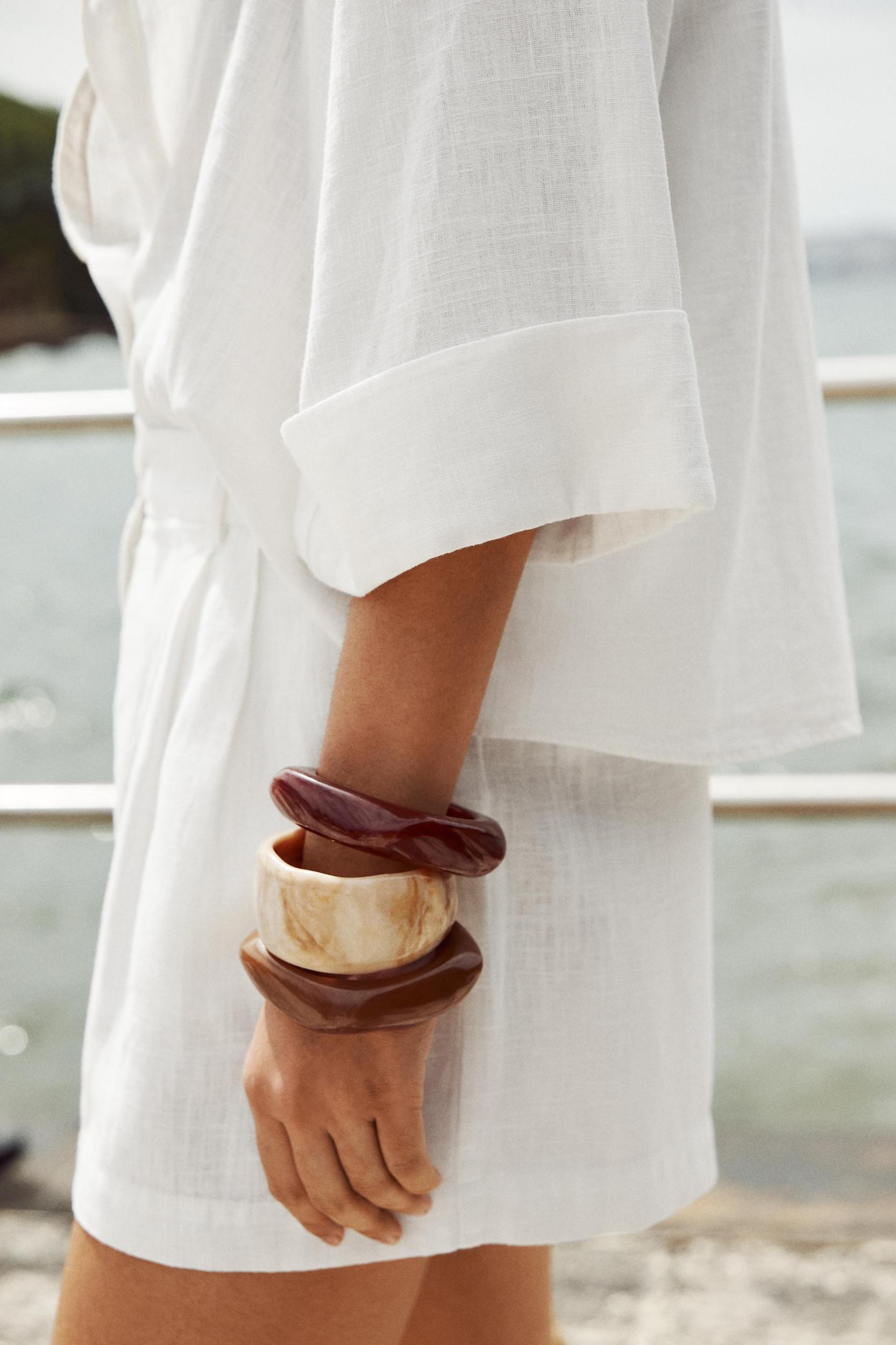 LADDER STITCH WIDE SLEEVE SHIRT Product Image