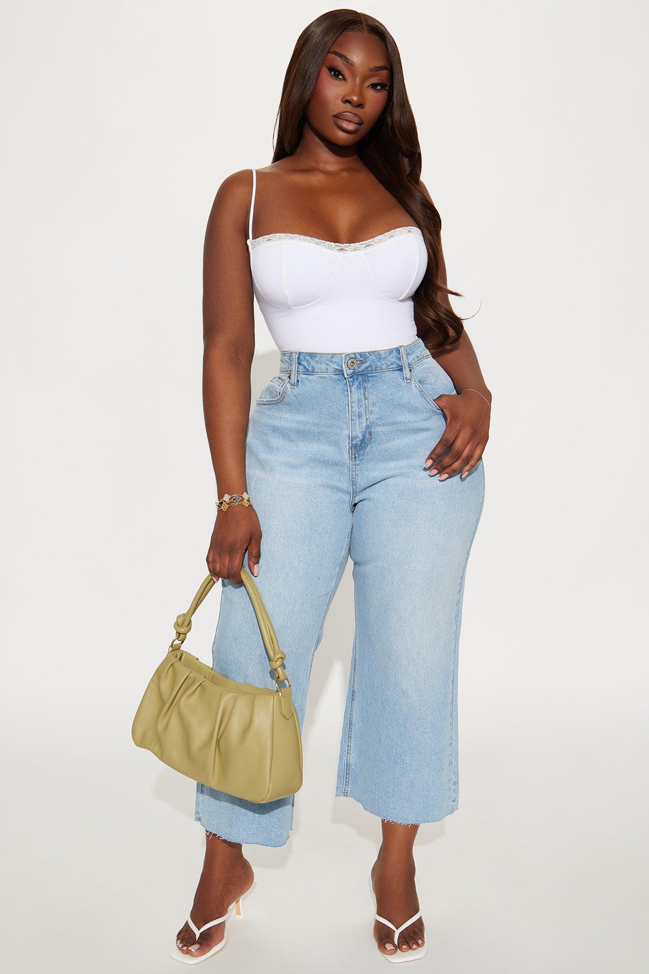 Everyday Casual Slouchy Cropped Wide Leg Jeans - Light Wash Product Image