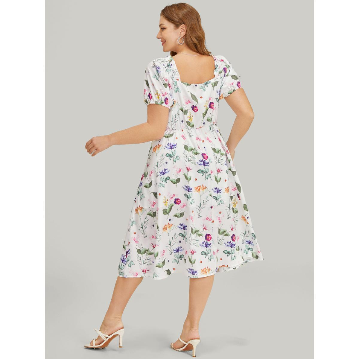 Plus Size Floral Split Hem Button Detail Pocket Ruched Puff Sleeve Dress Multicolor Women Elegant Ruched V-neck Short sleeve Curvy Midi Dress BloomChic 28/5X Product Image