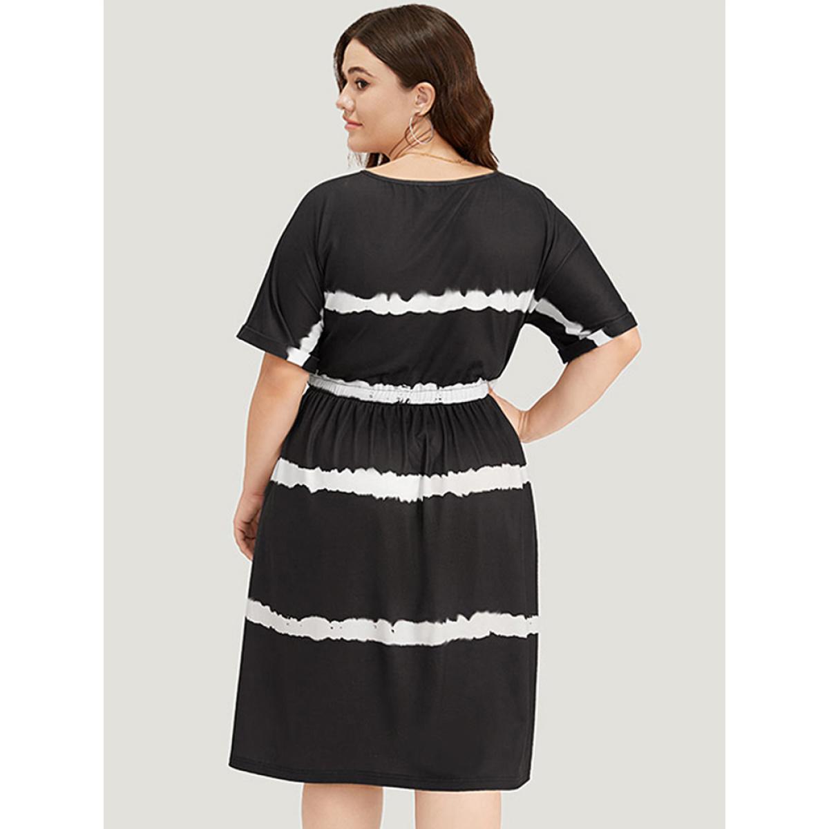 Plus Size Striped Tie Dye Pocket Drawstring Gathered Dress Black Women Casual Gathered V-neck Short sleeve Curvy Midi Dress BloomChic 10/M Product Image