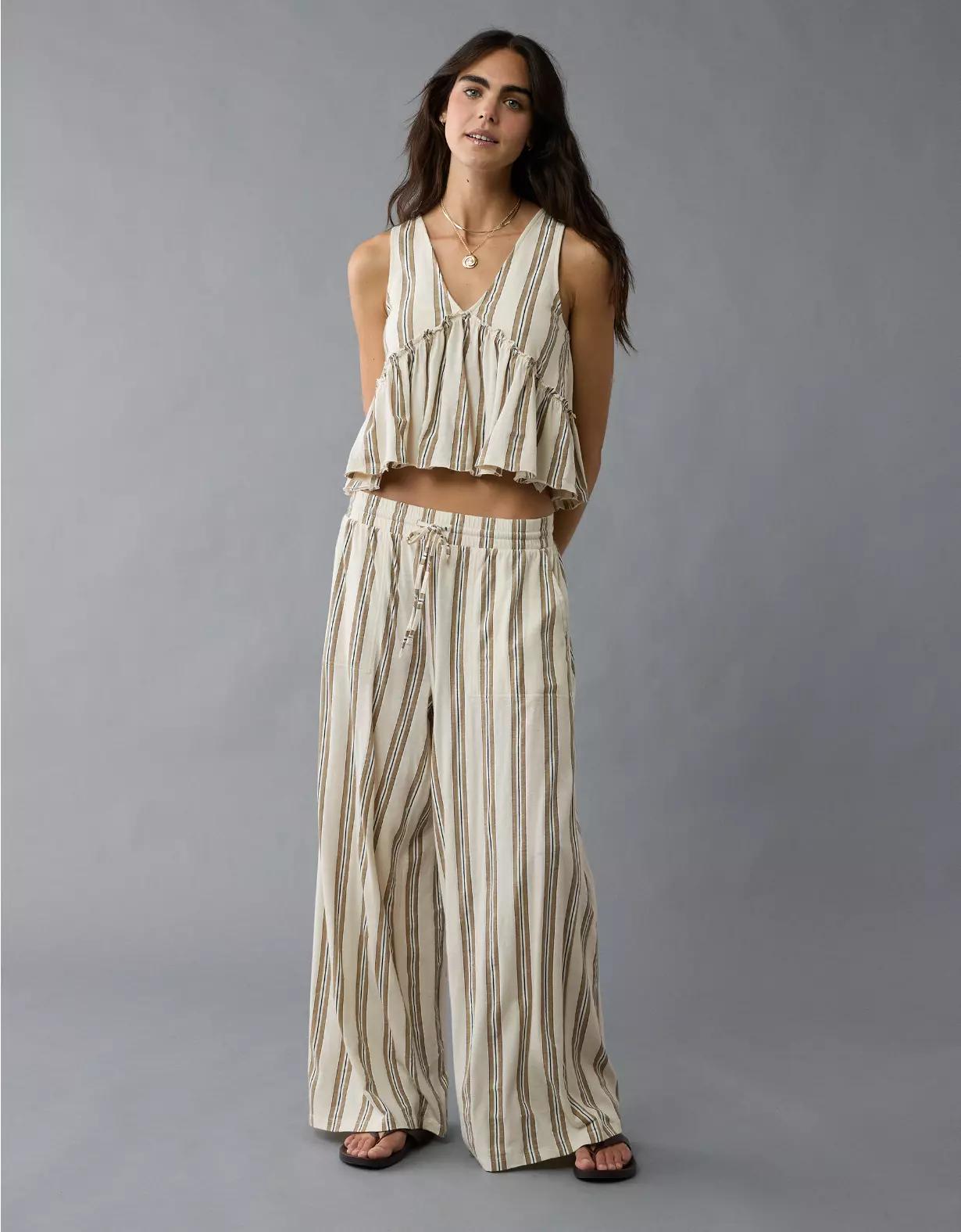 AE Sunchaser Knit V-Neck Swing Tank Top Product Image