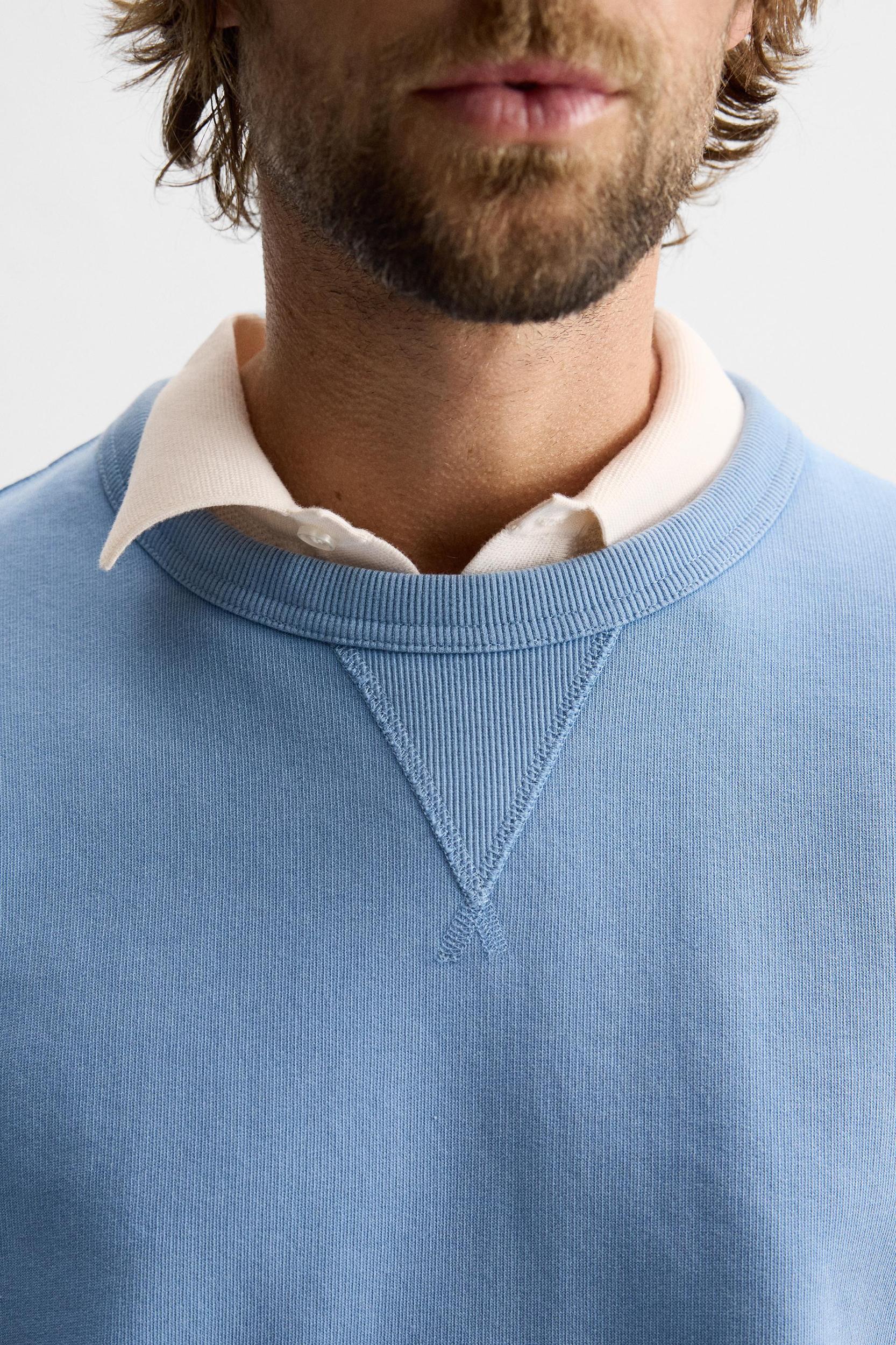 WASHED CREW NECK SWEATSHIRT Product Image