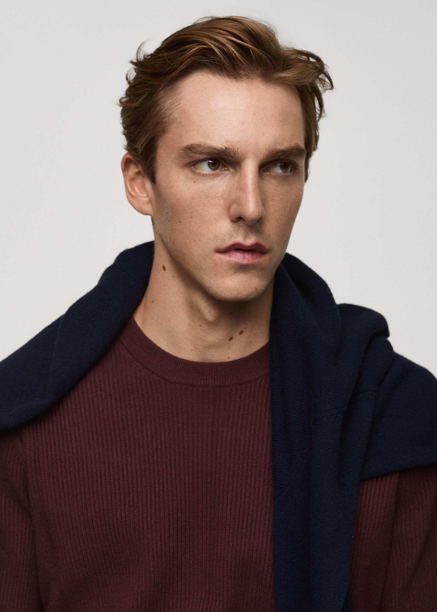 Fine rib-knit cotton sweater - Men | MANGO USA Product Image
