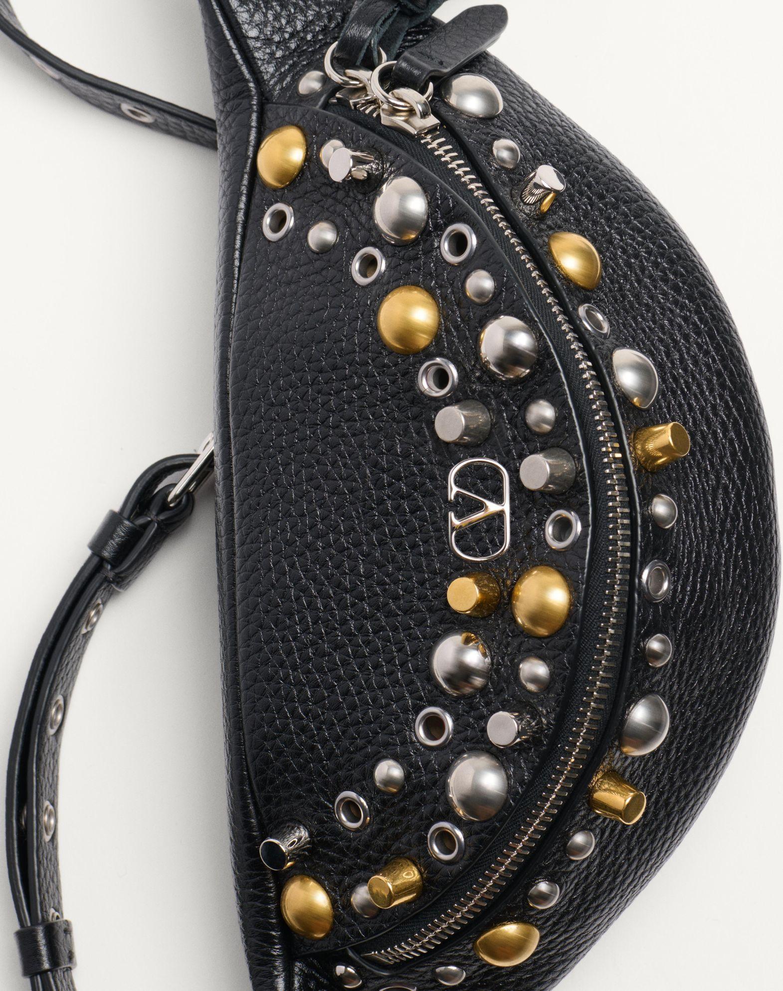 Valentino Garavani Nellcôte Belt Bag In Grainy Calfskin Product Image