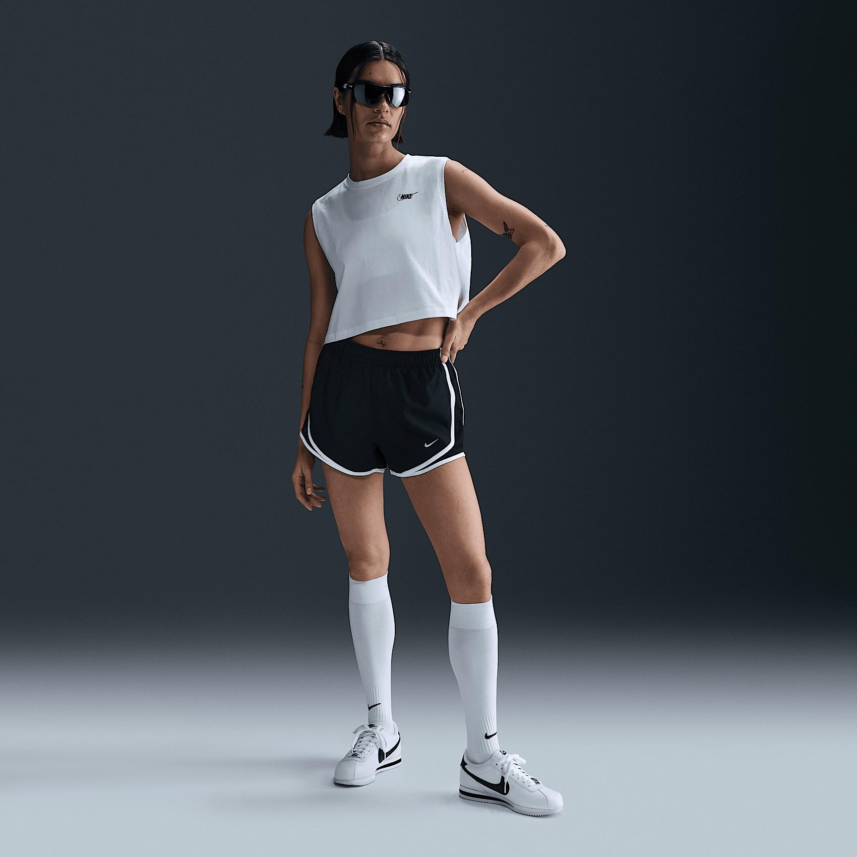 Women's Nike Sportswear Club Sleeveless Cropped Graphic T-Shirt Product Image