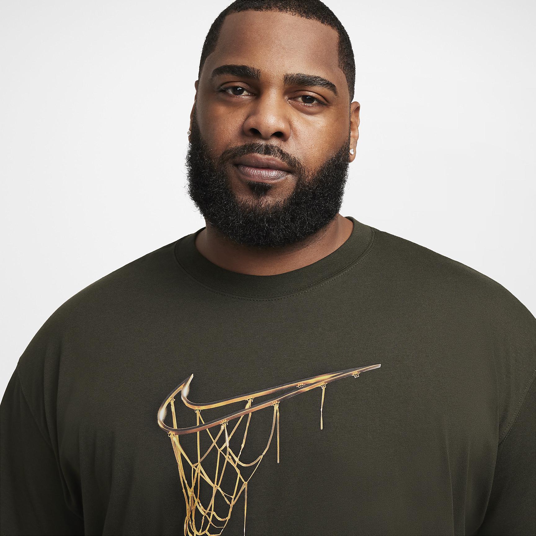 Nike Men's Max90 Basketball T-Shirt Product Image