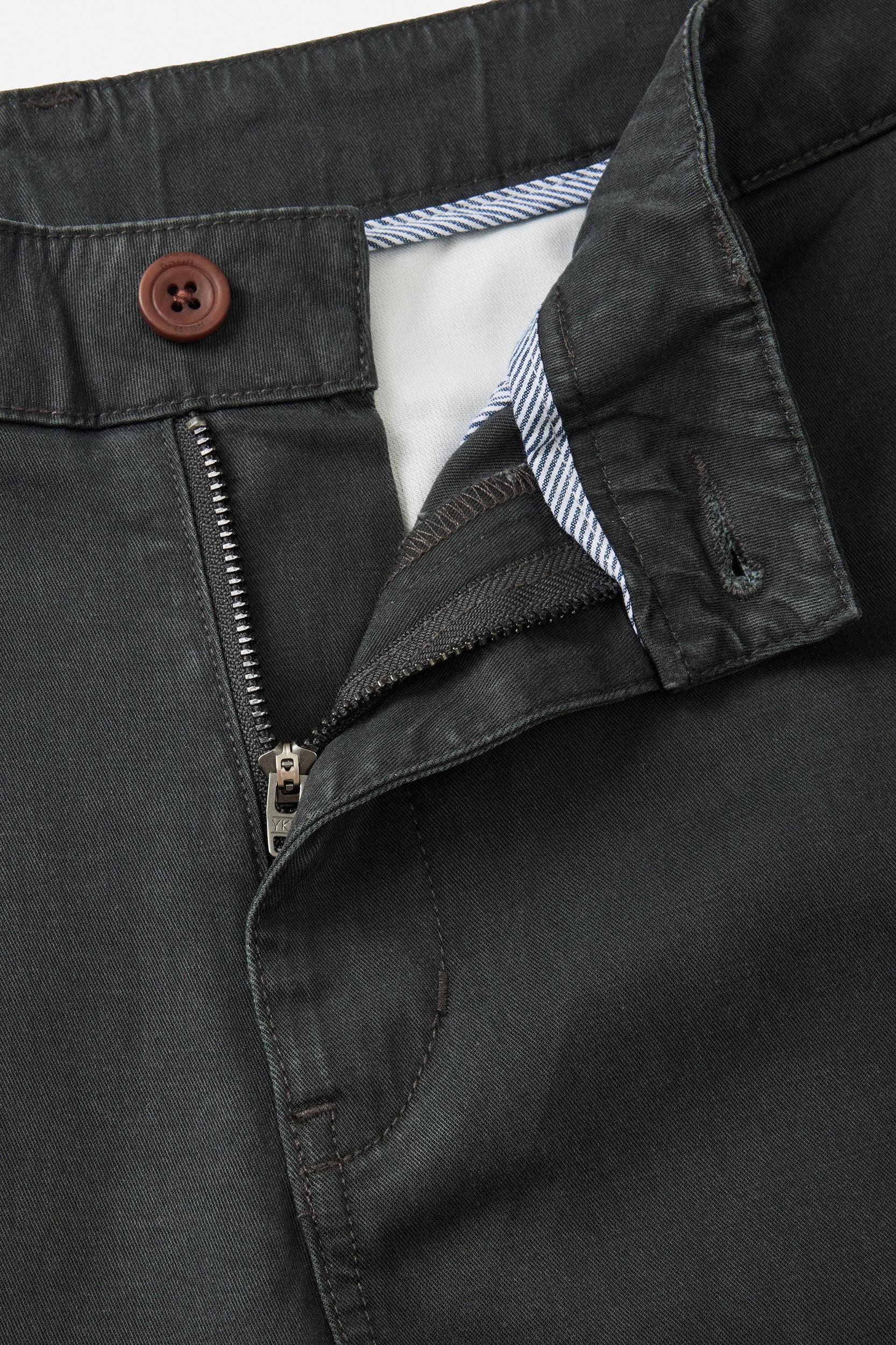 COREY CHINO PANT Product Image