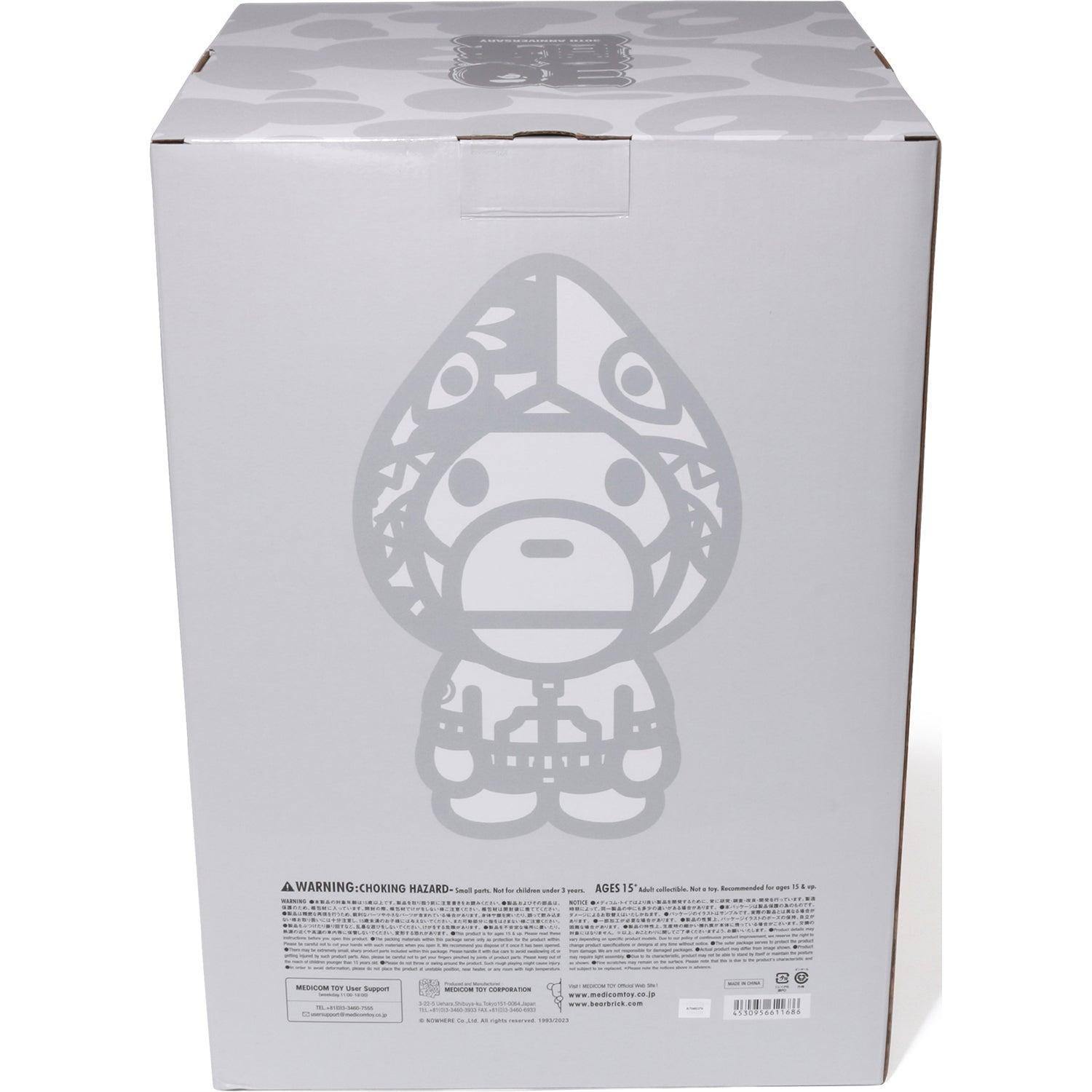 BABY MILO SHARK HOODIE STATUE MENS Male Product Image