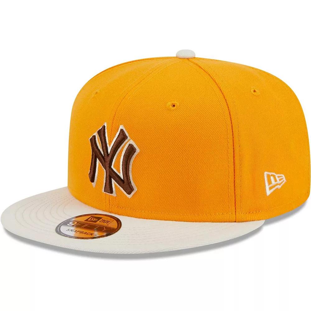 Men's New Era Gold New York Yankees Tiramisu  9FIFTY Snapback Hat Product Image