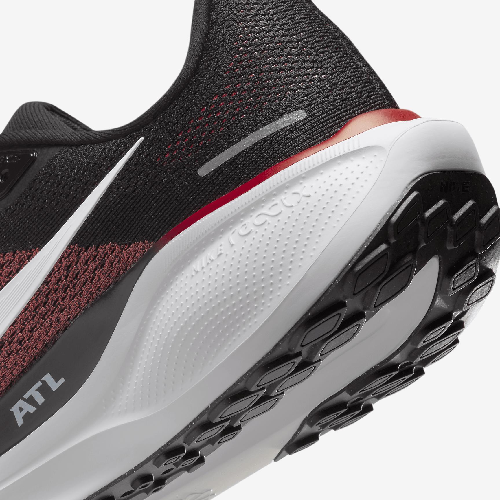 Alabama Pegasus 41 Nike Men's College Road Running Shoes Product Image