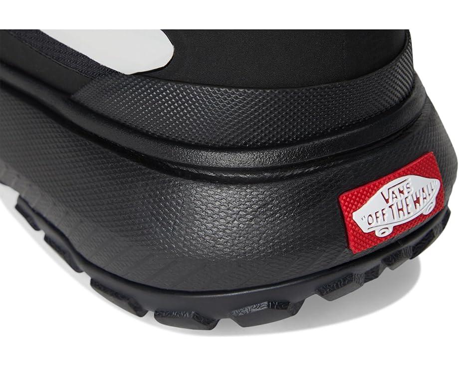 U MTE Crosspath Mid Product Image