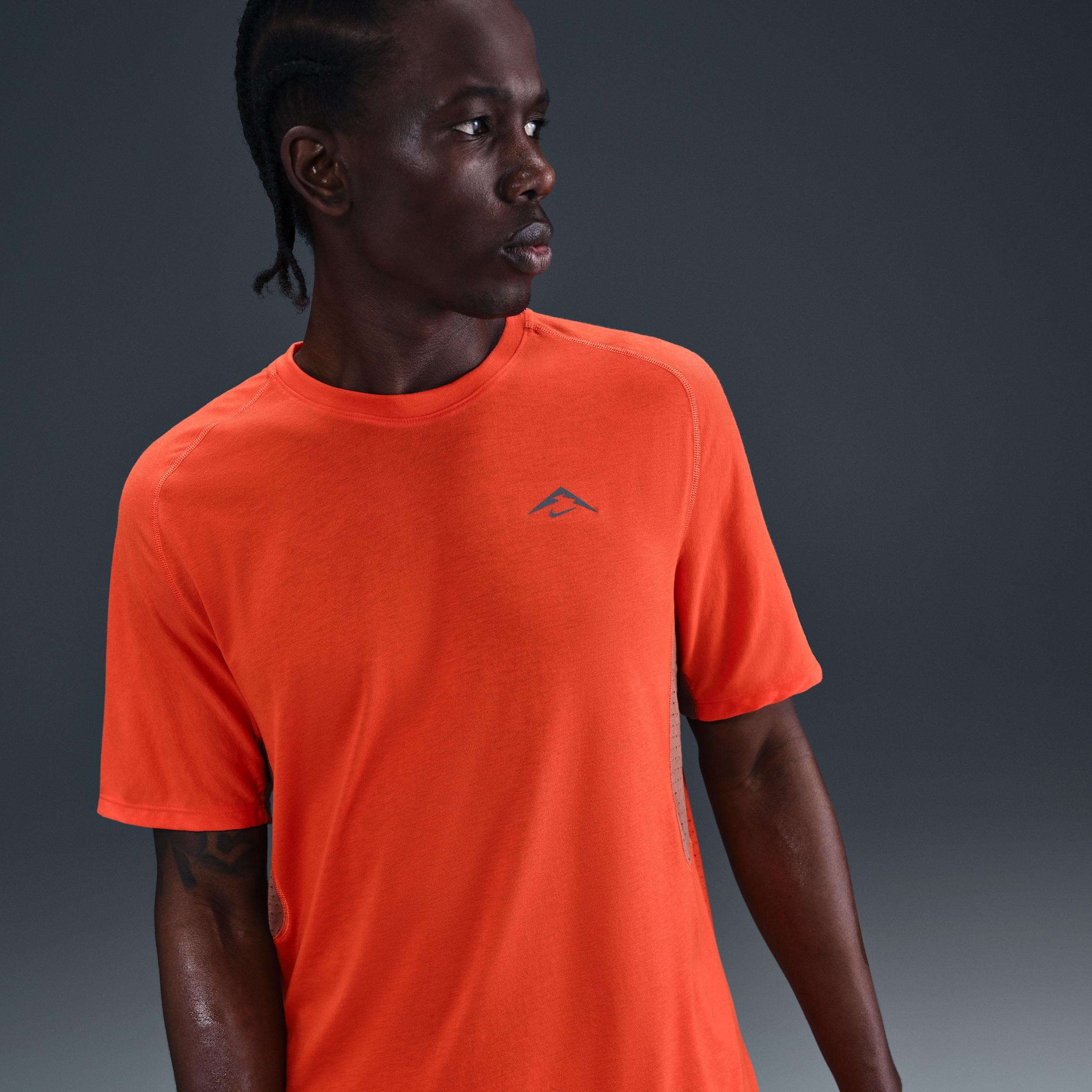 Nike Mens Solar Chase Dri-FIT ADV Short-Sleeve Running Top | HJ3580-633 Product Image