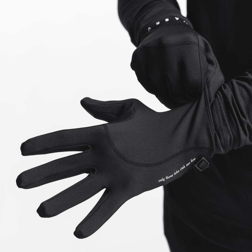 0546. Aeroheat® Lightweight Gloves - Black/Black Product Image