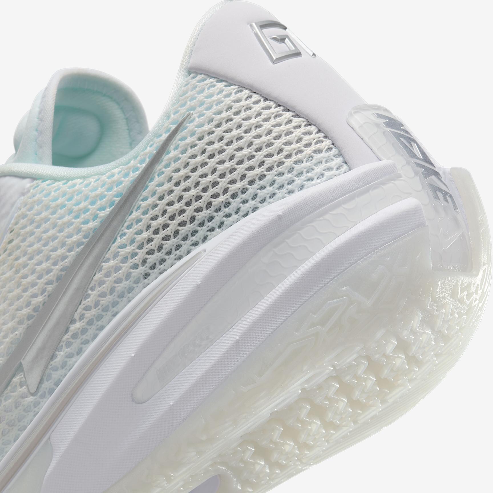 Nike Men's G.T. Cut Basketball Shoes Product Image