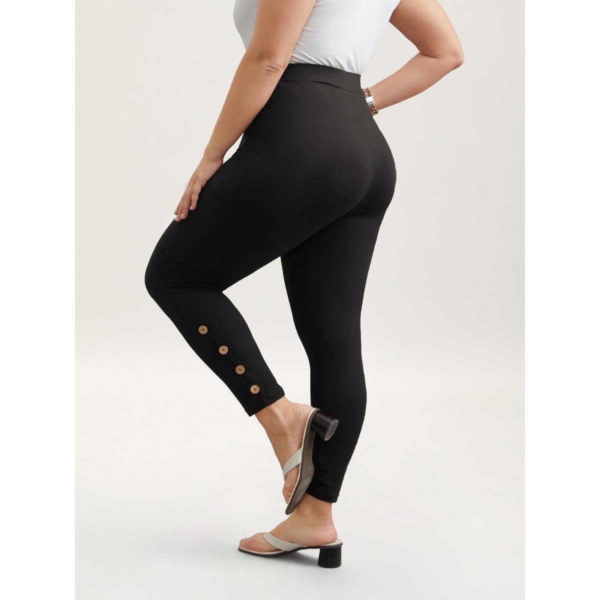 Plus Size Button Detail Mid-Rise Skinny-Fit Pants Women Black Resort High stretch Skinny Mid Rise Vacation Leggings BloomChic 14-16/1X Product Image
