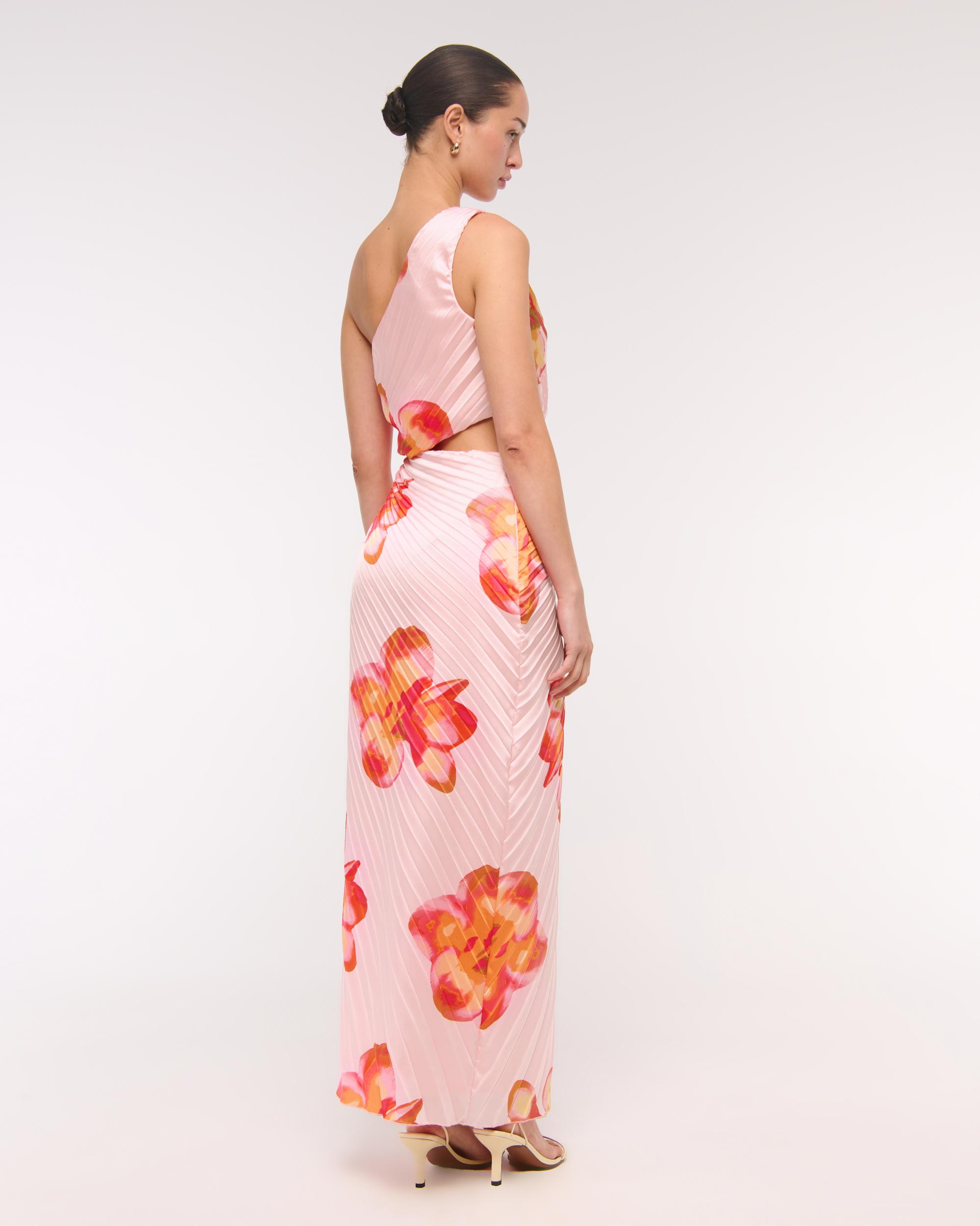 The A&F Giselle Pleated One-Shoulder Cutout Maxi Dress Product Image