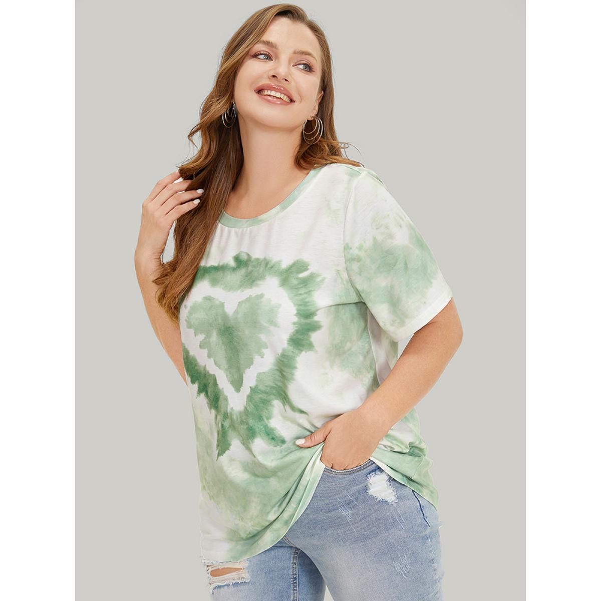 Plus Size Heart Print Crew Neck Tie Dye T-shirt Green Women Casual Heart Print Round Neck Dailywear T-shirts BloomChic 30/6X Product Image