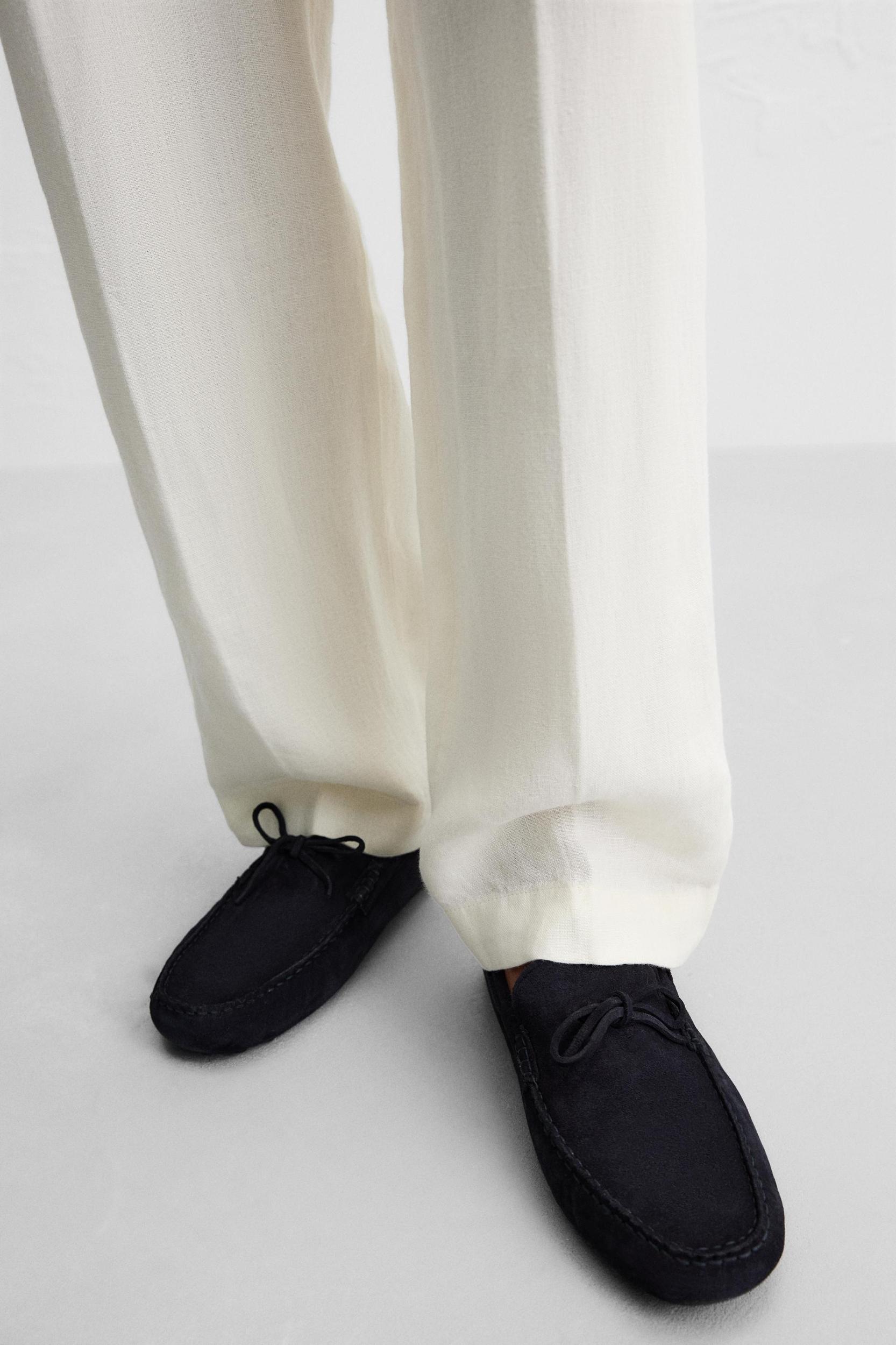 LIMITED EDITION CASUAL LEATHER LOAFERS Product Image