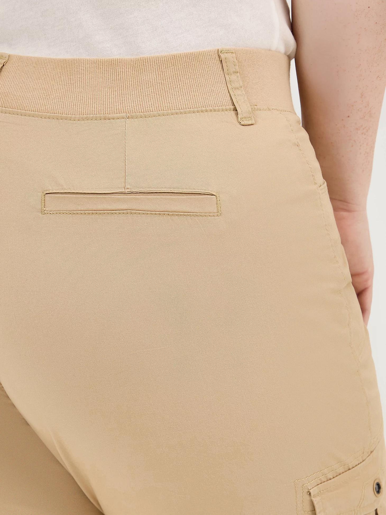 Women’s Relaxed Fit Austyn Cargo Capri (Plus) | Women's Capris & Crops | Lee® Product Image