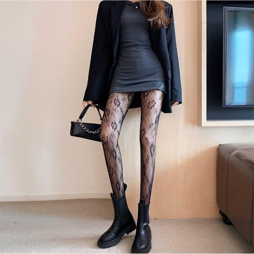 Bow Pattern Fishnet Tights Product Image