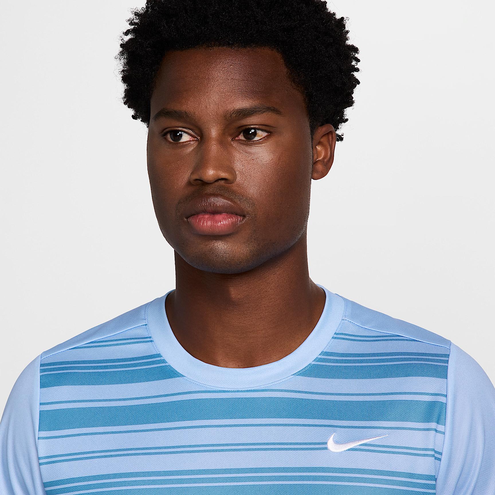 NikeCourt Victory Men's Dri-FIT Tennis Top Product Image