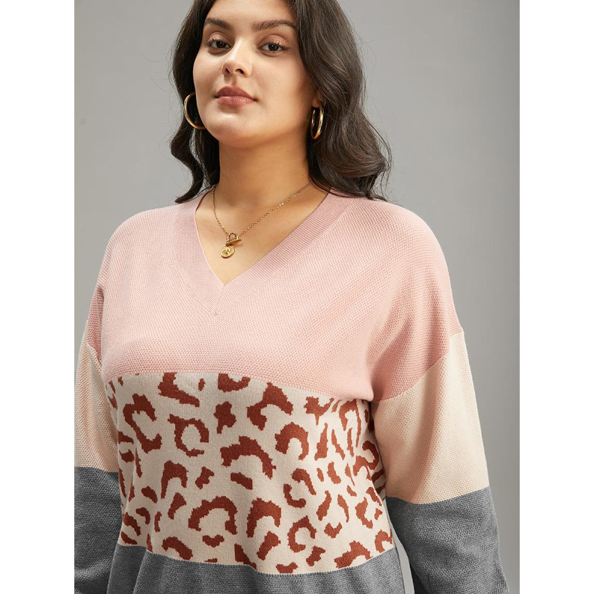 Plus Size Leopard Contrast Patchwork Batwing Sleeve Pullover Multicolor Women Casual Loose Long Sleeve V-neck Dailywear Pullovers BloomChic 18-20/2X Product Image